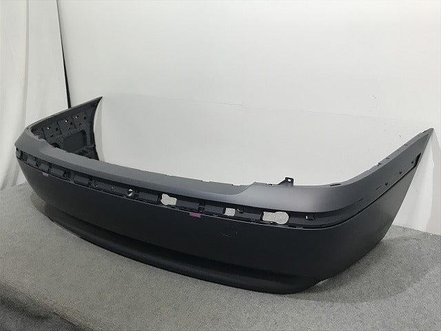 新品!7シリーズ E65/E66 純正 リア バンパー 51.12-8 223 255 51127042697 未塗装 BMW(134477)