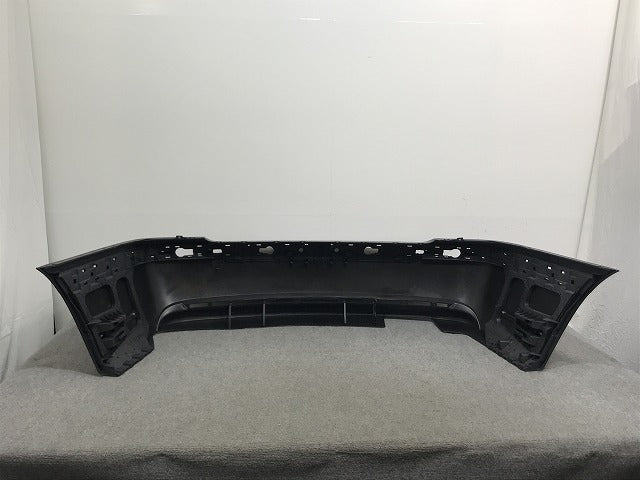 新品!7シリーズ E65/E66 純正 リア バンパー 51.12-8 223 255 51127042697 未塗装 BMW(134477)