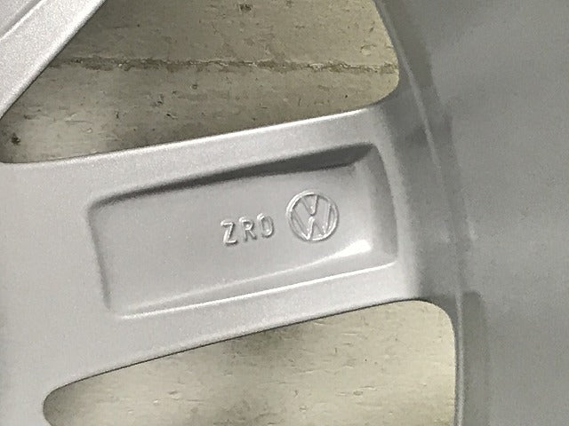 新品!ゴルフ5/GOLFⅤ 1K/2006-2010 純正 ホイール 1本 16x6.5J/ET50/5/112/ハブ57 1K0601025BC 1K0601025BC8Z8 フォルクスワーゲン(134481)