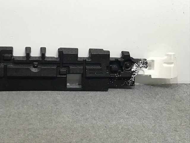 新品!S60 RB系 純正 リア バンパー エネルギーアブソーバー 8687451 3 V8687451 ボルボ(134503)