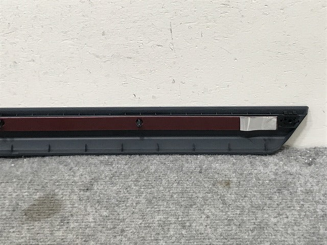 新品!パサート/B6 3C系 2005-2011 純正 右 リア ドアガーニッシュ/モールディング 3C0.854.950 3C0854950BGRU フォルクスワーゲン(134507)