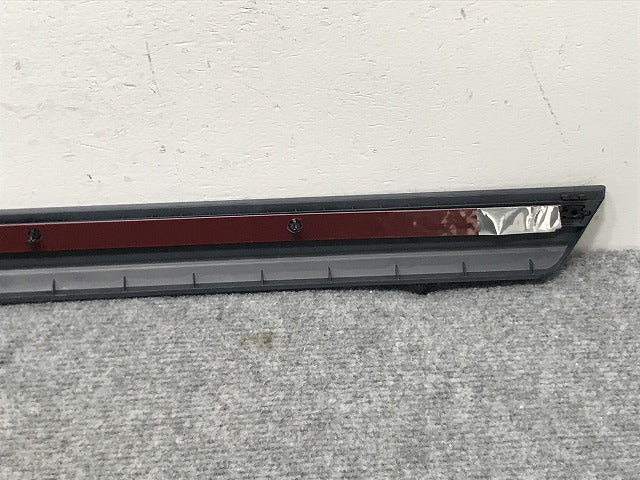 新品!パサート/B6 3C系 2005-2011 純正 右 リア ドアガーニッシュ/モールディング 3C0.854.950 3C0854950BGRU フォルクスワーゲン(134509)