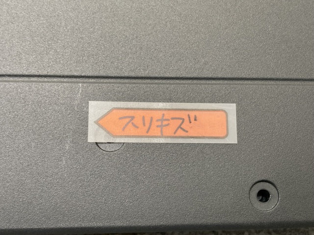 新品!CLAクラス C117 純正 フロント ライセンスベース/ナンバープレートベース A117 885 00 81 A1178850081 素地 メルセデスベンツ(134515)