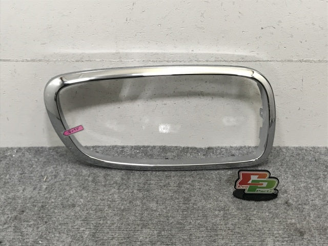 新品!7シリーズ E65/E66 純正 右 フロント グリルメッキガーニッシュ/グリルメッキモール 51.13 7 145 740 51137145740 BMW(134518)