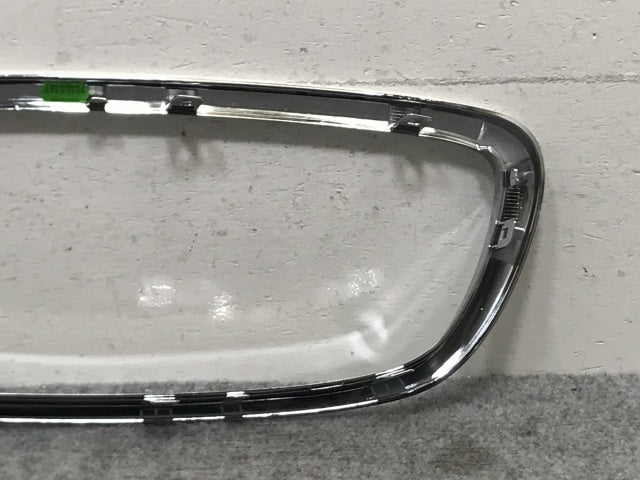 新品!7シリーズ E65/E66 純正 右 フロント グリルメッキガーニッシュ/グリルメッキモール 51.13 7 145 740 51137145740 BMW(134518)