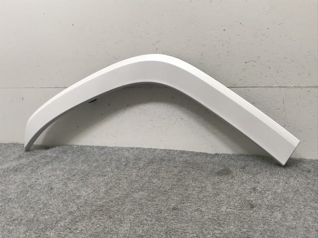 新車取り外し!ランドクルーザー/ランクル FJA300W/VJA300W 純正 右 リア クォーター/オーバーフェンダー/アーチモール 75605-60120(134523)