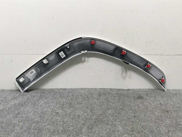 新車取り外し!ランドクルーザー/ランクル FJA300W/VJA300W 純正 右 リア クォーター/オーバーフェンダー/アーチモール 75605-60120(134523)