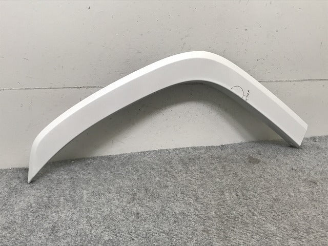 新車取り外し!ランドクルーザー/ランクル FJA300W/VJA300W 純正 右 リア クォーター/オーバーフェンダー/アーチモール 75605-60120(134524)