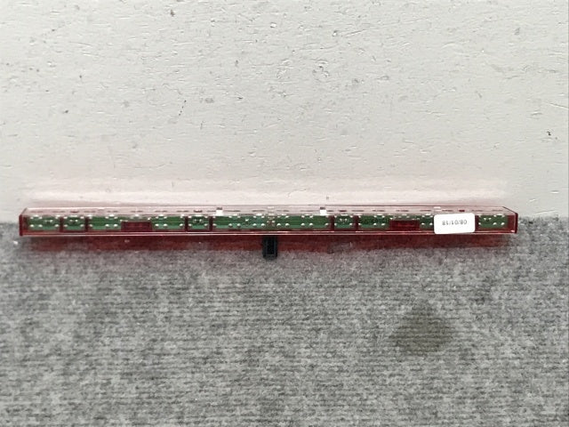 新品!A4(B6/B7) 8E系 純正 ハイマウントストップランプ/テールランプ/ライト/レンズ LED 8E5 945 097 8E5945097C アウディ(134560)
