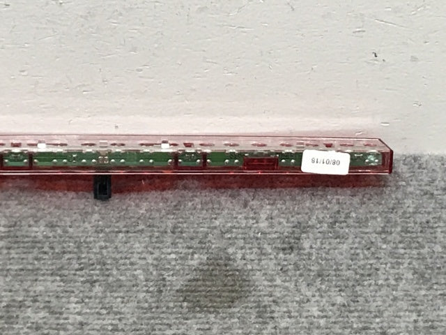 新品!A4(B6/B7) 8E系 純正 ハイマウントストップランプ/テールランプ/ライト/レンズ LED 8E5 945 097 8E5945097C アウディ(134561)