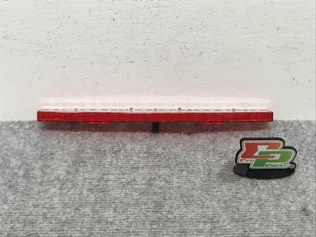 新品!A4(B6/B7) 8E系 純正 ハイマウントストップランプ/テールランプ/ライト/レンズ LED 8E5 945 097 8E5945097C アウディ(134564)