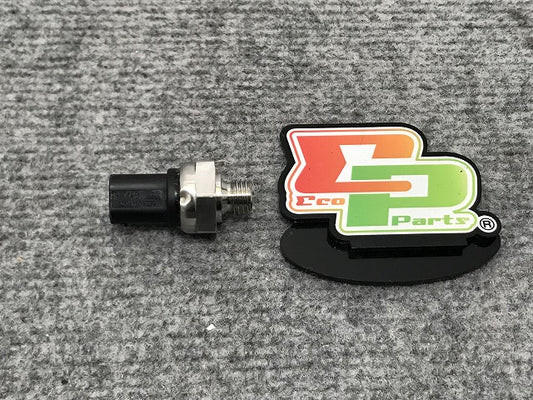 新品!Sクラス W220 純正 エンジンオイルプレッシャースイッチ/圧力センサー A0061539228 0061539228 メルセデスベンツ(134584)