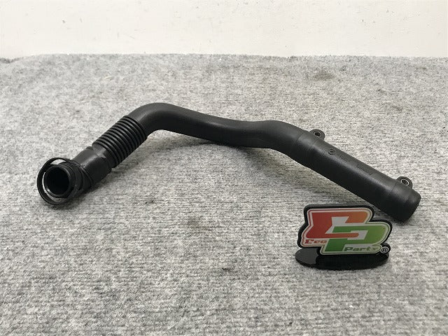 新品!A4(B6/B7) 8E系 純正 エアパイプ/チューブ 06B 129657C 06B129657C アウディ(134597)