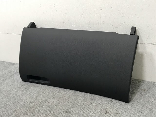 新品!A4(B6) 8E系 純正 グローブボックス リッド 8E28571246PS アウディ(134599)