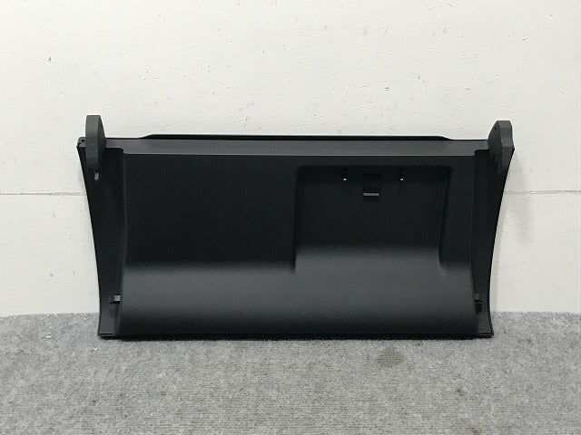 新品!A4(B6) 8E系 純正 グローブボックス リッド 8E28571246PS アウディ(134599)