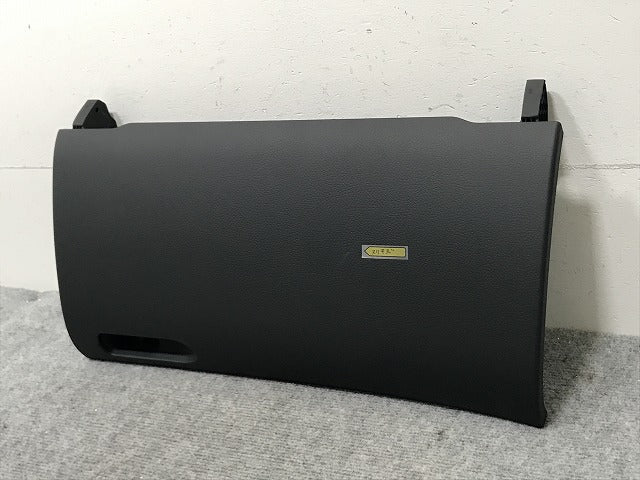 新品!A4(B6) 8E系 純正 グローブボックス リッド 8E28571246PS アウディ(134602)