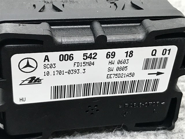 新品!CLKクラス/SLKクラス/Cクラス C209/R171/W203 純正  ヨーレートセンサー A 006 542 69 18 A0065426918 メルセデスベンツ(134637)
