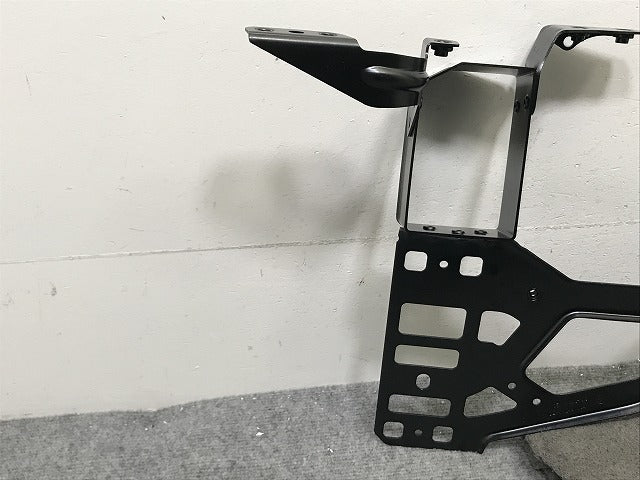 新品!5シリーズ E60/E61 純正 左 フロント ラジエーターサポート/ブラケット 5164-7163483 51647163483 未塗装 BMW(134675)