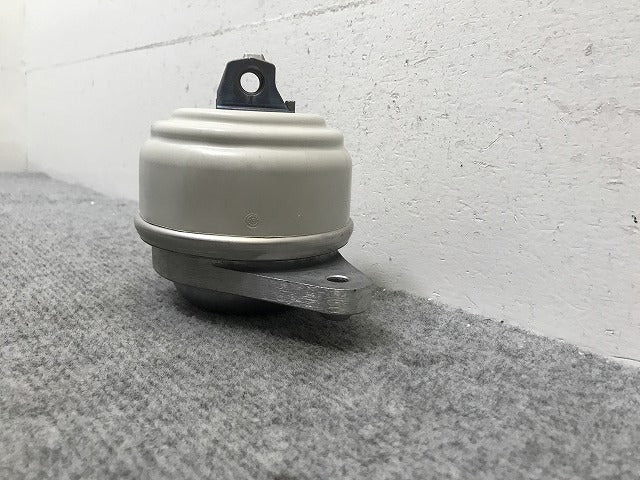 新品!Eクラス/CLSクラス W212/W218 純正 右 エンジンマウント 2122406217 メルセデスベンツ(134686)