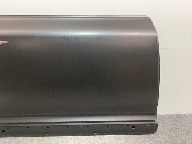 新品!トゥアレグ 7L系 純正 右 フロント ドア 0831112 7L0831056L 未塗装 フォルクスワーゲン(134728)
