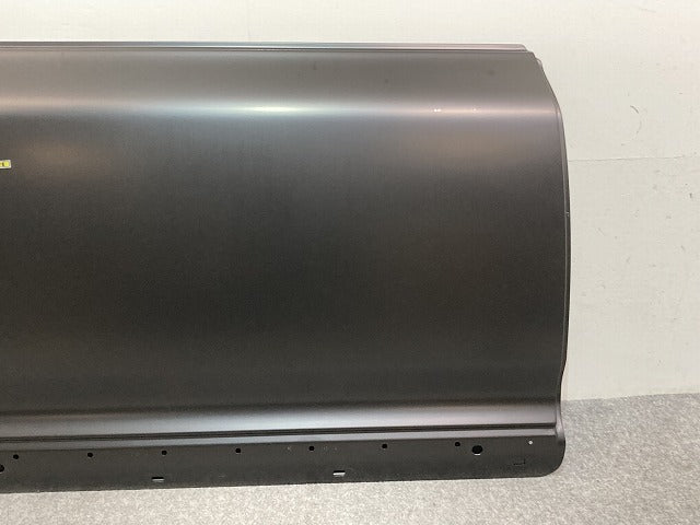 新品!トゥアレグ 7L系 純正 右 フロント ドア 0831112 7L0831056L 未塗装 フォルクスワーゲン(134729)