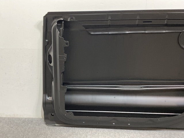 新品!トゥアレグ 7L系 純正 右 フロント ドア 0831112 7L0831056L 未塗装 フォルクスワーゲン(134729)