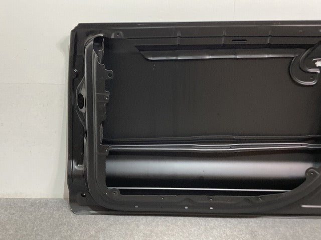 新品!トゥアレグ 7L系 純正 右 フロント ドア 0831112 7L0831056L 未塗装 フォルクスワーゲン(134730)