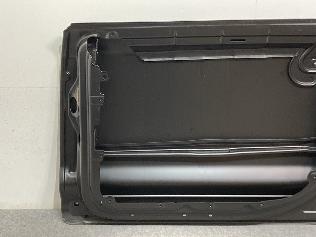 新品!トゥアレグ 7L系 純正 右 フロント ドア 0831112 7L0831056L 未塗装 フォルクスワーゲン(134731)