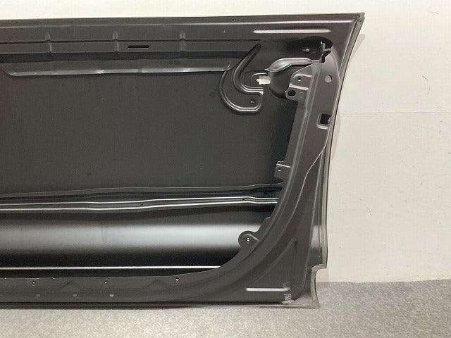 新品!トゥアレグ 7L系 純正 右 フロント ドア 0831112 7L0831056L 未塗装 フォルクスワーゲン(134731)