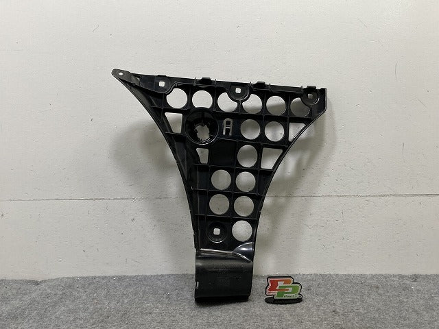 新品!5シリーズ E60 純正 左 リア バンパーブラケット 5112 7 033 715 21 51127033715 BMW(134739)