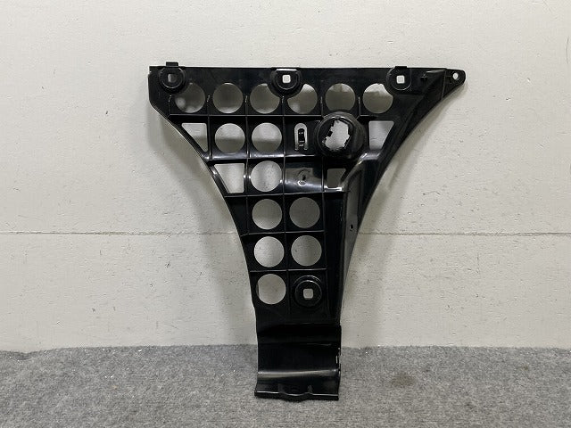 新品!5シリーズ E60 純正 左 リア バンパーブラケット 5112 7 033 715 21 51127033715 BMW(134739)