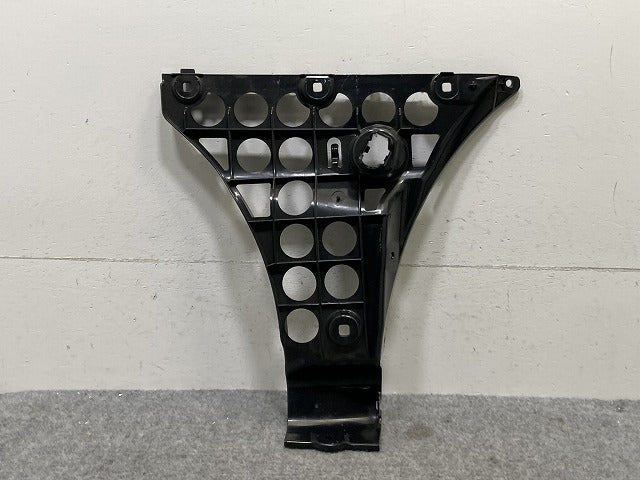新品!5シリーズ E60 純正 左 リア バンパーブラケット 5112 7 033 715 21 51127033715 BMW(134741)