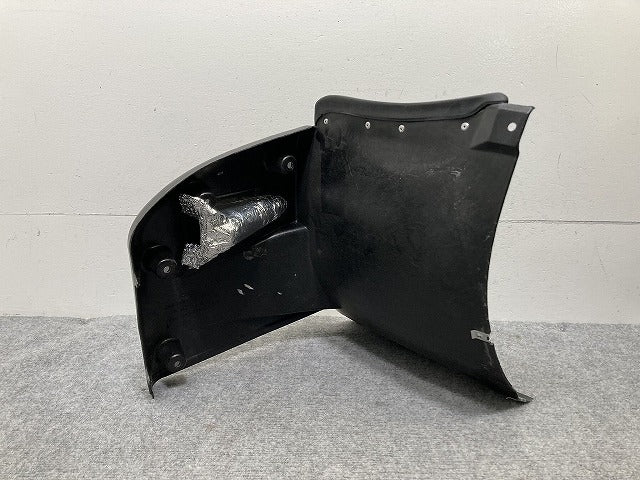 新品!5シリーズ Mスポーツ E39 純正 右 フロント フェンダーライナー 51.71-2 498 990 51712498990 BMW(134764)