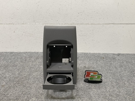 新品!ニュービートル 9C系 純正 後期  灰皿 シガー パネル/ドリンクホルダー/カップホルダー 1C0 863 617 G 1C0863617G3SG VW(134767)