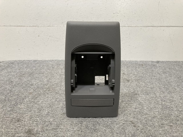 新品!ニュービートル 9C系 純正 後期  灰皿 シガー パネル/ドリンクホルダー/カップホルダー 1C0 863 617 G 1C0863617G3SG VW(134769)