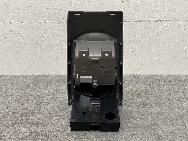 新品!ニュービートル 9C系 純正 後期  灰皿 シガー パネル/ドリンクホルダー/カップホルダー 1C0 863 617 G 1C0863617G3SG VW(134769)