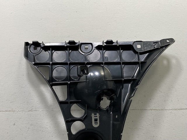 新品!5シリーズ E60 純正 右 リア バンパーブラケット 5112 7 033 716-23 51127033716 BMW(134793)