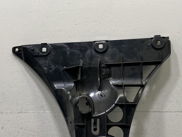 新品!5シリーズ E60 純正 右 リア バンパーブラケット 5112 7 033 716-23 51127033716 BMW(134793)