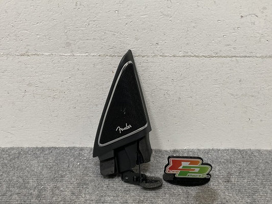 新品!ザ・ビートル 16系/2012-2016 純正 右 スピーカートリム/カバー 5C5 837 736 B 5C5837974F82V フォルクスワーゲン(134846)