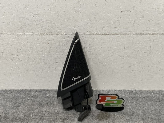 新品!ザ・ビートル 16系/2012-2016 純正 右 スピーカートリム/カバー 5C5 837 736 B 5C5837974F82V フォルクスワーゲン(134847)