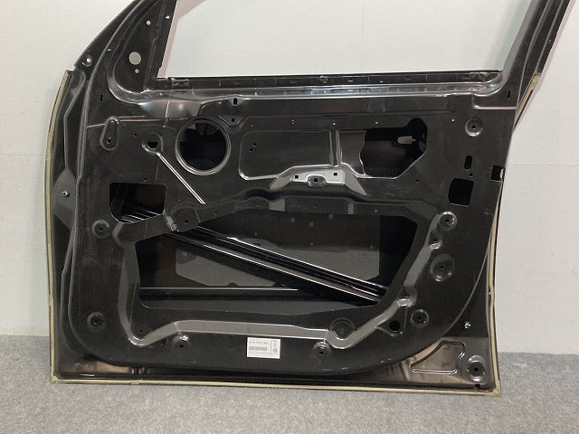 新品!X5 E70 純正 右 フロント ドア 41517211424 未塗装 BMW(134876)
