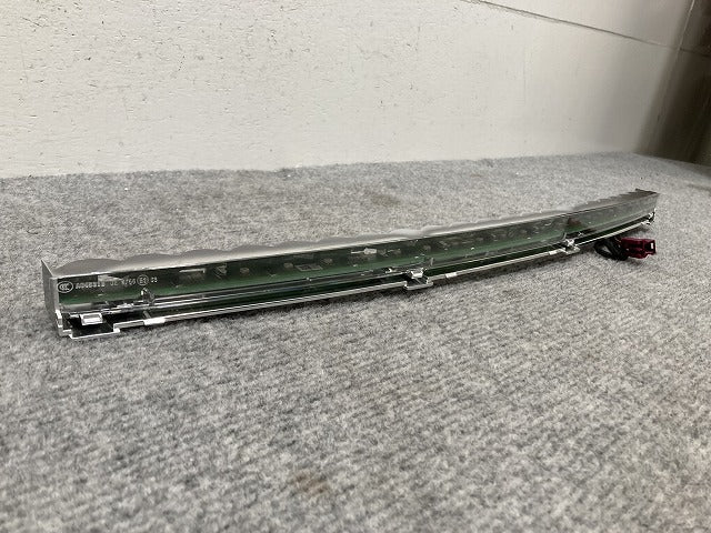 新品!CLAクラス/Eクラス/CLSクラス C117/W213/C257 純正 ハイマウントストップランプ LED A099 906 72 00 0999064301 ベンツ(134897)