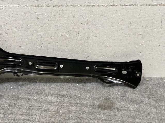 新品!トゥアレグ 7L系 純正 ラジエーターサポート/ブラケット 7L0.805.799 7L0805799D フォルクスワーゲン(134907)