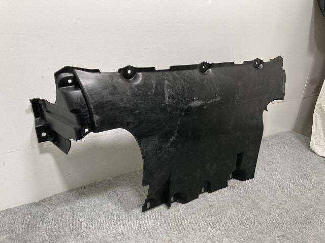 新品!トゥアレグ 7L系 純正 フロント エンジンアンダーカバー 7L0.825.285 7L0825285C フォルクスワーゲン(134912)