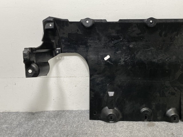 新品!トゥアレグ 7L系 純正 フロント エンジンアンダーカバー 7L0.825.285 7L0825285C フォルクスワーゲン(134912)