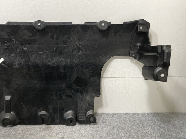 新品!トゥアレグ 7L系 純正 フロント エンジンアンダーカバー 7L0.825.285 7L0825285C フォルクスワーゲン(134912)