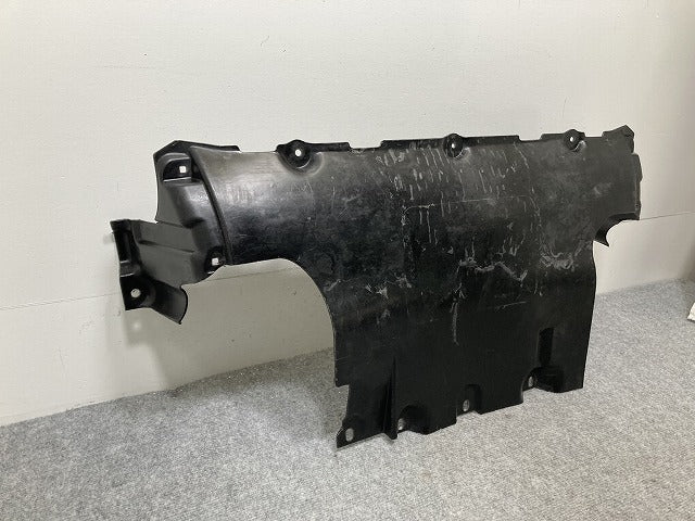 新品!トゥアレグ 7L系 純正 フロント エンジンアンダーカバー 7L0.825.285 7L0825285C フォルクスワーゲン(134914)
