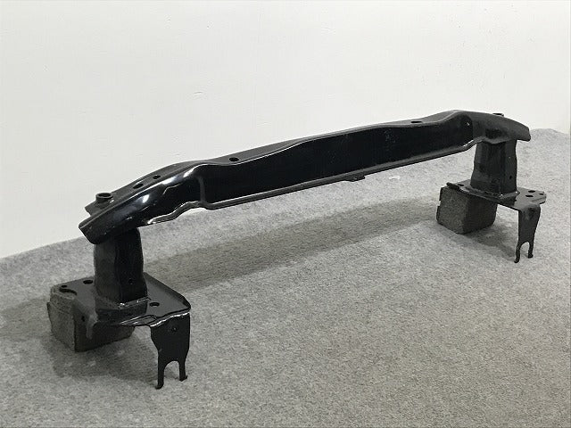 新品!トゥアレグ 7L系 純正 フロント バンパー ホースメント 7.L0.807.109.E 7L0807109E フォルクスワーゲン(134919)