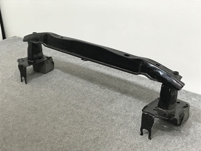 新品!トゥアレグ 7L系 純正 フロント バンパー ホースメント 7.L0.807.109.E 7L0807109E フォルクスワーゲン(134920)