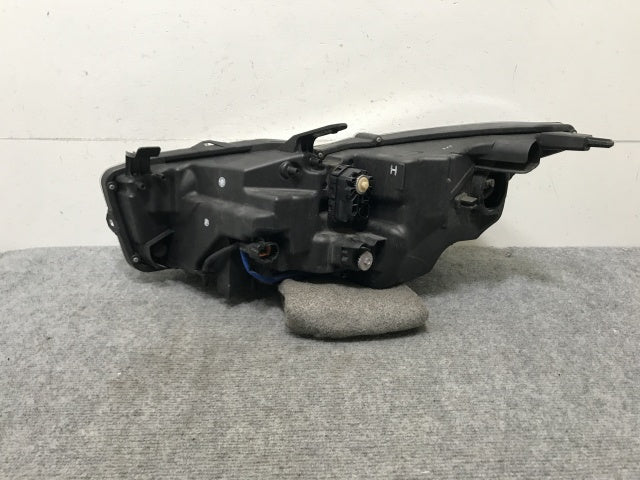スカイライン V37/YV37/HV37/HNV37/ZV37 純正 前期 右 ヘッドライト/ランプ LED レベライザー 刻印H KOITO 100-23616 日産(134937)